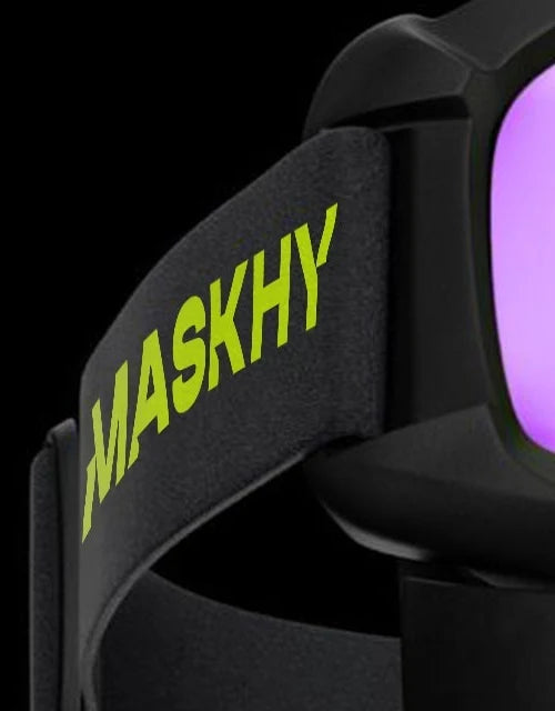 Close-up of the strap with the lime MASKHY logo